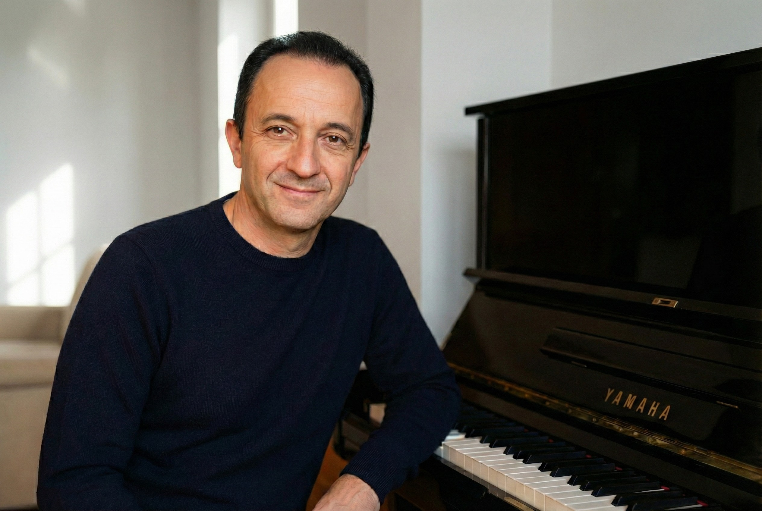 Amadeo, profesor de piano en Valencia